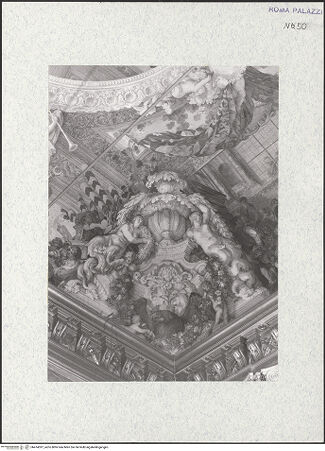 Vorderseite von Bibliotheca Hertziana [https://www.deutsche-digitale-bibliothek.de/content/lizenzen/rv-fz/] Deckengemälde: Szenen aus dem Leben des Marcantonio II. Colonna - Detail, Südwestecke, bh474397_recto. Foto.