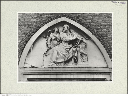 Vorderseite von Sopr. BAS ROMA [https://www.deutsche-digitale-bibliothek.de/content/lizenzen/rv-ez/] Relief: Der Evangelist Matthäus - , bh475311_recto. Foto.