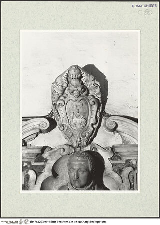 Vorderseite von Sopr. BAS ROMA [https://www.deutsche-digitale-bibliothek.de/content/lizenzen/rv-ez/] Grabmonument von Flaminio Cappelletto - Detail: Wappen, bh475327_recto. Foto.