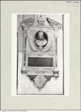 Vorderseite von Sopr. BAS ROMA [https://www.deutsche-digitale-bibliothek.de/content/lizenzen/rv-ez/] Grabmal von Michele Corniact - , bh475380_recto. Foto.