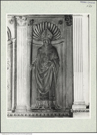 Vorderseite von Courtauld Institute, Conway Library [https://rightsstatements.org/page/CNE/1.0/] Grabmonument des Kardinals Juan de Melle (+1467)Rückwand: drei Heiligenfiguren in MuschelnischenHeiliger Bischof (Ildefonsus?) - , bh475526_recto. Foto.