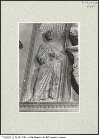 Vorderseite von Courtauld Institute, Conway Library [https://www.deutsche-digitale-bibliothek.de/content/lizenzen/rv-ez/] Grabmal des Kardinals Giovanni Battista Savelli (+1498)SockelfigurenLinke Muschelnische: Petrus - , bh477386_recto. Foto.