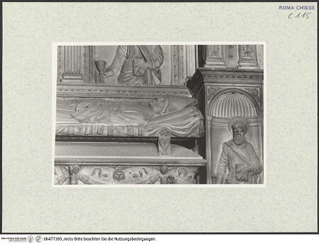 Vorderseite von Courtauld Institute, Conway Library [https://www.deutsche-digitale-bibliothek.de/content/lizenzen/rv-ez/] Grabmal des Kardinals Giovanni Battista Savelli (+1498)Sarkophag mit Liegefigur - rechte Hälfte, bh477389_recto. Foto.