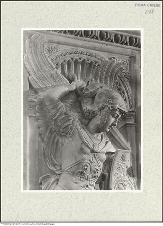 Vorderseite von Vasari [https://www.deutsche-digitale-bibliothek.de/content/lizenzen/rv-ez/] Grabmal des Kardinals Louis d'Albret (auch: Ludovico de Lebretto, +1465)Linkes Pilasterpostament: Erzengel Michael - Ausschnitt, bh477577_recto. Foto.