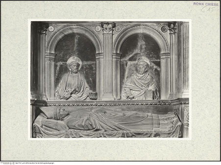 Vorderseite von Vasari [https://www.deutsche-digitale-bibliothek.de/content/lizenzen/rv-ez/] Grabmal des Kardinals Louis d'Albret (auch: Ludovico de Lebretto, +1465) - Ausschnitt: Liegefigur und Reliefs der Rückwand: Petrus und Paulus, bh477597_recto. Foto.
