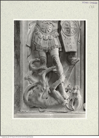 Vorderseite von Vasari [https://www.deutsche-digitale-bibliothek.de/content/lizenzen/rv-ez/] Grabmal des Kardinals Louis d'Albret (auch: Ludovico de Lebretto, +1465)Linkes Pilasterpostament: Erzengel Michael - Ausschnitt, bh477604_recto. Foto.
