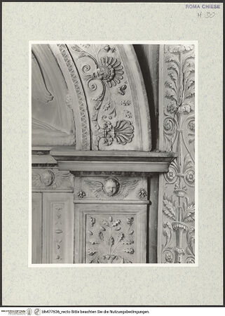 Vorderseite von Vasari [https://www.deutsche-digitale-bibliothek.de/content/lizenzen/rv-fz/] Grabmal des Kardinals Giorgio Costa von Lissabon (+1508) - Detail des rechten Pilasters und des Bogens, bh477636_recto. Foto.