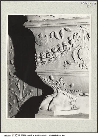 Vorderseite von Courtauld Institute, Conway Library [https://www.deutsche-digitale-bibliothek.de/content/lizenzen/rv-ez/] Grabmal der Kardinäle Cristoforo (+1477) und Domenico della Rovere (+1501)Sarkophag mit Liegefigur - Sarkophag, linker Teil der Vorderseite, bh477706_recto. Foto.