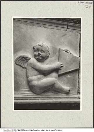 Vorderseite von Vasari [https://www.deutsche-digitale-bibliothek.de/content/lizenzen/rv-ez/] Grabmal des Kardinals Jacopo Tebaldi (+1466) - Detail: linker, die Inschrifttafel haltender Putto, Relief, bh477777_recto. Foto.