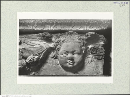 Vorderseite von Vasari [https://www.deutsche-digitale-bibliothek.de/content/lizenzen/rv-ez/] Grabmal der Costanza Ammanati-Piccolomini (+1477) - Detail des Architravs, bh477912_recto. Foto.