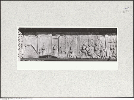 Vorderseite von Bibliotheca Hertziana [https://www.deutsche-digitale-bibliothek.de/content/lizenzen/rv-fz/] PortaldekorationVerkündigung, Christi Geburt, Anbetung, Auferstehung, Himmelfahrt,  Pfingsten und Marientod - Detail: Verkündigung, Geburt und Anbetung, bh480060_recto. Foto: Kruft, Hanno-Walter.