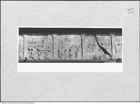 Vorderseite von Bibliotheca Hertziana [https://www.deutsche-digitale-bibliothek.de/content/lizenzen/rv-fz/] PortaldekorationVerkündigung, Christi Geburt, Anbetung, Auferstehung, Himmelfahrt,  Pfingsten und Marientod - Detail: Auferstehung, Himmelfahrt und Pfingsten, bh480083_recto. Foto: Kruft, Hanno-Walter.