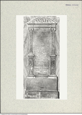 Vorderseite von Sopr. BAS ROMA [https://www.deutsche-digitale-bibliothek.de/content/lizenzen/rv-ez/] Grabmal von Giacomo Sanzi - , bh480167_recto. Foto.