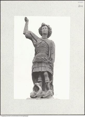 Vorderseite von unbekannt [https://www.deutsche-digitale-bibliothek.de/content/lizenzen/rv-fz/] Triumphbogen Alfonsos VDer heilige Michael - Gesamtansicht, bh480728_recto. Foto.