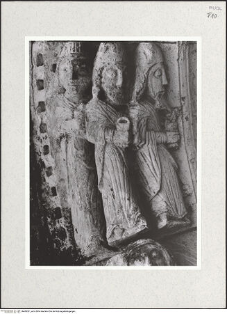 Vorderseite von Sigismondi, Roberto [http://creativecommons.org/licenses/by-nc-sa/4.0/] Hauptportal mit Szenen aus dem Leben Christi - Detail, Archivolten, die heiligen drei Könige, bh483081_recto. Foto: Sigismondi, Roberto.