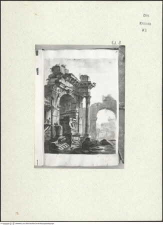 Vorderseite von Staatliche Kunstsammlungen, Schloss Wilhelmshöhe [https://www.deutsche-digitale-bibliothek.de/content/lizenzen/rv-ez/] Skizzenbuch der römischen ReiseFol. 8: Capriccio in römischen Ruinen - , bh484656_recto. Foto.