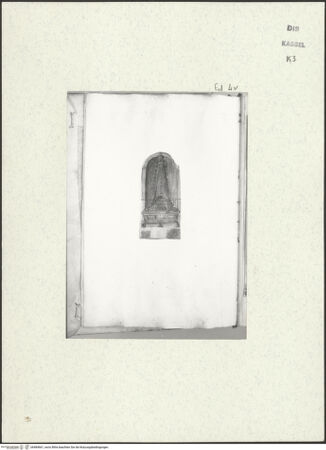 Vorderseite von Staatliche Kunstsammlungen, Schloss Wilhelmshöhe [https://www.deutsche-digitale-bibliothek.de/content/lizenzen/rv-ez/] Skizzenbuch der römischen ReiseFol. 4 verso: Grabdenkmal mit Obelisk - , bh484661_recto. Foto.