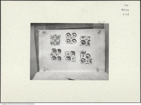 Vorderseite von Staatliche Kunstsammlungen, Schloss Wilhelmshöhe [https://www.deutsche-digitale-bibliothek.de/content/lizenzen/rv-ez/] Skizzenbuch der römischen ReiseFol. 79: Sechs Studien nach Deckenkassettierungen - , bh484764_recto. Foto.