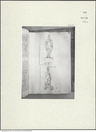 Vorderseite von Staatliche Kunstsammlungen, Schloss Wilhelmshöhe [https://www.deutsche-digitale-bibliothek.de/content/lizenzen/rv-ez/] Skizzenbuch der römischen ReiseFol. 64: Statue des Pan auf dem Kapitol und Statue des Mars in der Villa Borghese - , bh484770_recto. Foto.