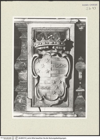 Vorderseite von Sopr. BAS ROMA [https://www.deutsche-digitale-bibliothek.de/content/lizenzen/rv-ez/] Wappen des Franziskanerordens - , bh485747_recto. Foto.