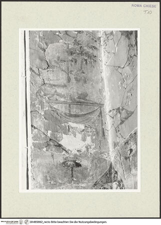 Vorderseite von Sopr. BAS ROMA [https://www.deutsche-digitale-bibliothek.de/content/lizenzen/rv-ez/] Groteske - , bh485862_recto. Foto.