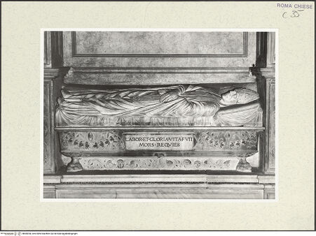 Vorderseite von Sopr. BAS ROMA [https://www.deutsche-digitale-bibliothek.de/content/lizenzen/rv-ez/] Grabmal des Giovanni Sacco (+1505), Erzbischof von RagusaSarkophag mit Liegefigur - , bh485938_recto. Foto.