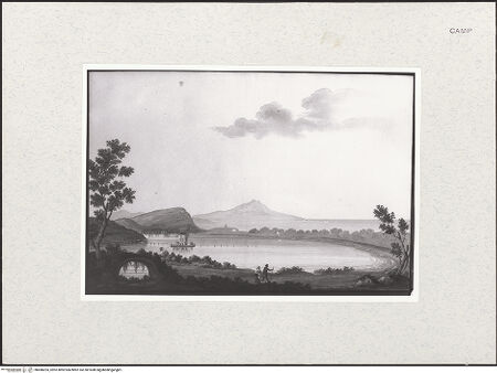 Vorderseite von Courtauld Institute [https://www.deutsche-digitale-bibliothek.de/content/lizenzen/rv-ez/] Lago del Fusaro bei Pozzuoli - Gesamtansicht, bh488205_recto. Foto.