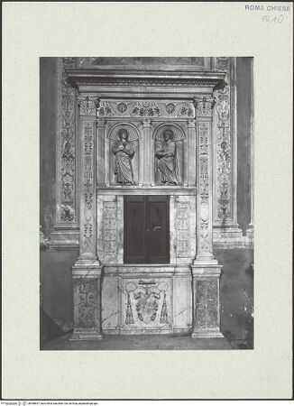 Vorderseite von Sopr. BAS ROMA [https://rightsstatements.org/page/CNE/1.0/] TabernakelpendantsTabernakel für die heiligen Öle - Gesamtansicht, bh488697_recto. Foto.