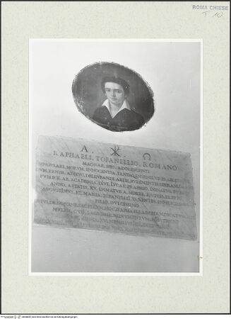 Vorderseite von Sopr. BAS ROMA [https://www.deutsche-digitale-bibliothek.de/content/lizenzen/rv-ez/] Porträt von Raffaele Tofanelli - unterhalb des Bildes Gedenktafel, bh488862_recto. Foto.