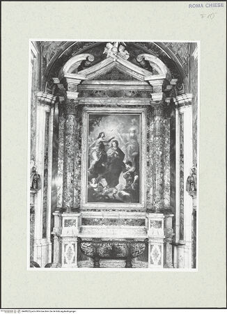Vorderseite von Sopr. BAS ROMA [https://www.deutsche-digitale-bibliothek.de/content/lizenzen/rv-ez/] Santa Croce e San Bonaventura dei Lucchesi - 2. Kapelle rechts (della Santissima Trinità), Altar, 1701-1709, bh489225_recto. Foto.