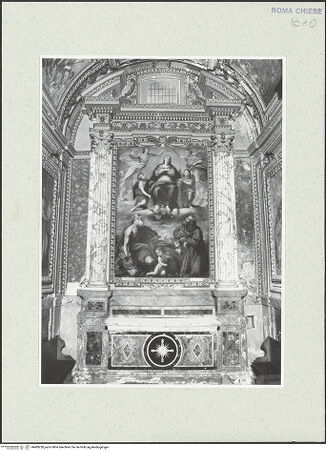 Vorderseite von Sopr. BAS ROMA [https://www.deutsche-digitale-bibliothek.de/content/lizenzen/rv-ez/] Santa Croce e San Bonaventura dei Lucchesi - 3. Kapelle links (dell'Assunta), Altar, 17. Jahrhundert, bh489230_recto. Foto.
