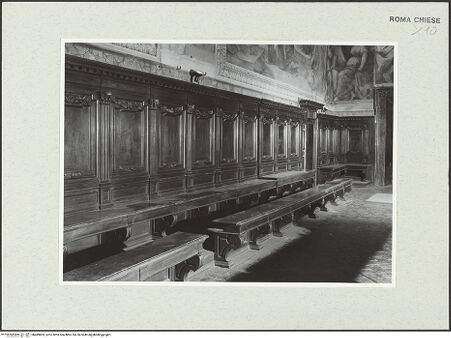 Vorderseite von Sopr. BAS Roma [https://www.deutsche-digitale-bibliothek.de/content/lizenzen/rv-ez/] Gestühl - , bh489803_recto. Foto.