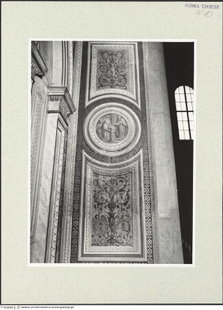 Vorderseite von Sopr. BAS ROMA [https://www.deutsche-digitale-bibliothek.de/content/lizenzen/rv-ez/] San Giacomo degli SpagnoliCappella di Sant'Anna - Rechter Pilaster, bh490969_recto. Foto.