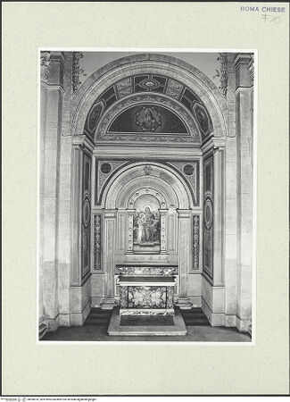 Vorderseite von Sopr. BAS ROMA [https://www.deutsche-digitale-bibliothek.de/content/lizenzen/rv-ez/] San Giacomo degli SpagnoliCappella di Sant'Anna - Blick in die Kapelle vom Kirchenschiff aus, bh490970_recto. Foto.