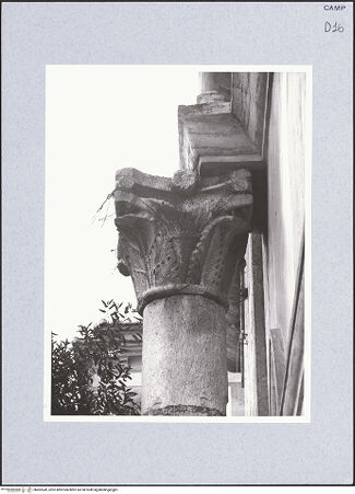 Vorderseite von Bibliotheca Hertziana [https://www.deutsche-digitale-bibliothek.de/content/lizenzen/rv-fz/] Linke Säule - Kapitell, bh492649_recto. Foto: Hutzel, Max.