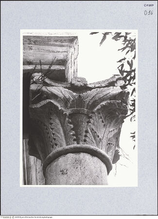 Vorderseite von Bibliotheca Hertziana [https://www.deutsche-digitale-bibliothek.de/content/lizenzen/rv-ez/] Linke Säule - Kapitell, bh492650_recto. Foto: Hutzel, Max.