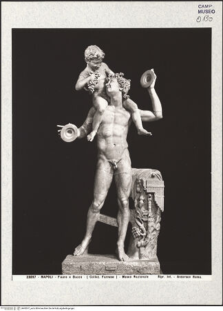 Vorderseite von Alinari [https://www.deutsche-digitale-bibliothek.de/content/lizenzen/rv-ez/] Satyr und der Dionysosknabe, Kopie einer Gruppe aus dem 3. Jahrhundert v.Chr. - Frontalansicht, bh492977_recto. Foto.