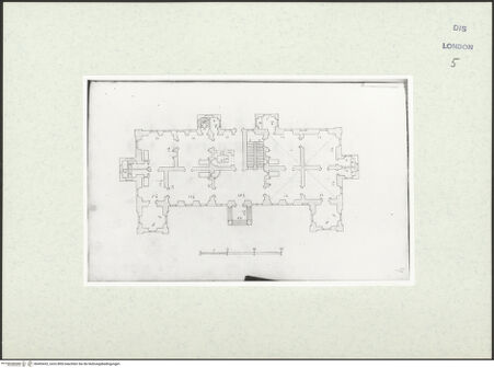 Vorderseite von Courtauld Institute [https://www.deutsche-digitale-bibliothek.de/content/lizenzen/rv-ez/] Varii Disegni d'Architettura...Seite 89: Grundriss eines mit Risaliten ausgezeichneten Landschlößchens - , bh493432_recto. Foto.