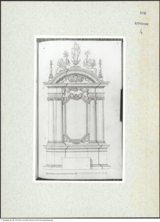 Vorderseite von Courtauld Institute [https://www.deutsche-digitale-bibliothek.de/content/lizenzen/rv-ez/] Varii Disegni d'Architettura...Seite 69: Entwurf für einen Ädikulaaltar ionischer Ordnung - , bh493452_recto. Foto.