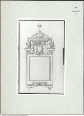 Vorderseite von Courtauld Institute [https://www.deutsche-digitale-bibliothek.de/content/lizenzen/rv-ez/] Varii Disegni d'Architettura...Seite 63: Entwurf für eine Rahmung mit gesprengtem Giebel und Auszug - , bh493455_recto. Foto.