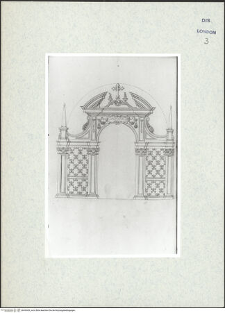 Vorderseite von Courtauld Institute [https://www.deutsche-digitale-bibliothek.de/content/lizenzen/rv-ez/] Varii Disegni d'Architettura...Seite 58: Entwurf für eine Chorschranke in der Form eines Triumphbogens - , bh493459_recto. Foto.