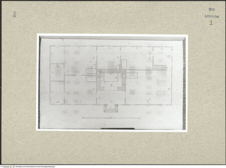 Vorderseite von Courtauld Institute [https://www.deutsche-digitale-bibliothek.de/content/lizenzen/rv-ez/] Varii Disegni d'Architettura...Seite 13: Grundriss eines eingeschossigen Landhauses - , bh493886_recto. Foto.