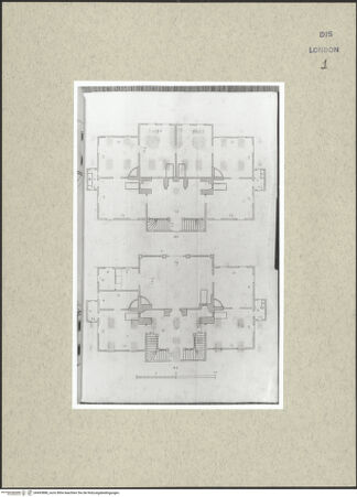 Vorderseite von Courtauld Institute [https://www.deutsche-digitale-bibliothek.de/content/lizenzen/rv-ez/] Varii Disegni d'Architettura...Seite 15: Grundriss von Erdgeschoss und Obergeschoss eines Landhauses mit Mittelrisalit - , bh493888_recto. Foto.