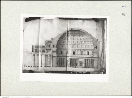 Vorderseite von Courtauld Institute [https://www.deutsche-digitale-bibliothek.de/content/lizenzen/rv-ez/] Houfe AlbumFolio 53: Schnitt durch das Pantheon - , bh494476_recto. Foto.