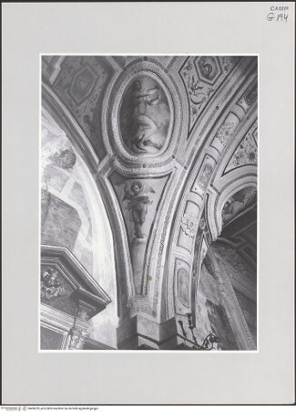 Vorderseite von ICCD [https://www.deutsche-digitale-bibliothek.de/content/lizenzen/rv-ez/] DeckenfreskenMitteljoch - Gewölbezwickel mit Tugendallegorie, bh496259_recto. Foto.