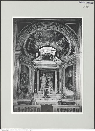 Vorderseite von Sopr. BAS ROMA [https://www.deutsche-digitale-bibliothek.de/content/lizenzen/rv-ez/] Sant'AgostinoCappella di San Pietro - Gesamtansicht vom Seitenschiff aus, bh497206_recto. Foto.