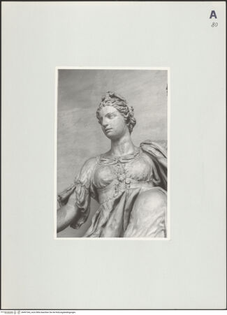 Vorderseite von Goldkuhle, F. [https://www.deutsche-digitale-bibliothek.de/content/lizenzen/rv-fz/] Juno - Gesamtansicht von rechts vorne, bh497343_recto. Foto.