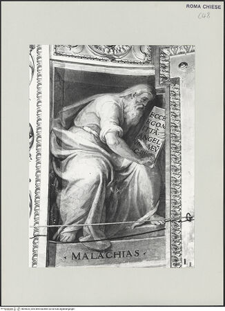 Vorderseite von Sopr. BAS ROMA [https://www.deutsche-digitale-bibliothek.de/content/lizenzen/rv-ez/] Ausmalung der Wölbung von Apsis und ChorjochSechs ProphetenMalachi - , bh499035_recto. Foto.