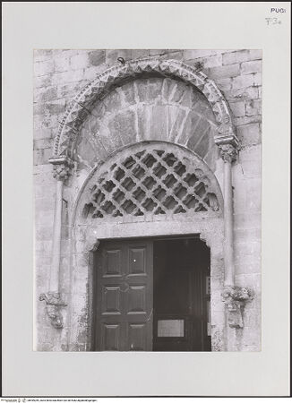 Vorderseite von unbekannt [https://www.deutsche-digitale-bibliothek.de/content/lizenzen/rv-fz/] San FrancescoHauptfassade - Detail, Portal, bh499269_recto. Foto.