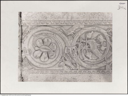 Vorderseite von Deckers-Matzko [https://www.deutsche-digitale-bibliothek.de/content/lizenzen/rv-ez/] Mittleres PortalLinkes Gewände - Linke Seite des Türrahmens, Ausschnitt, bh500160_recto. Foto: Deckers-Matzko, R.J..